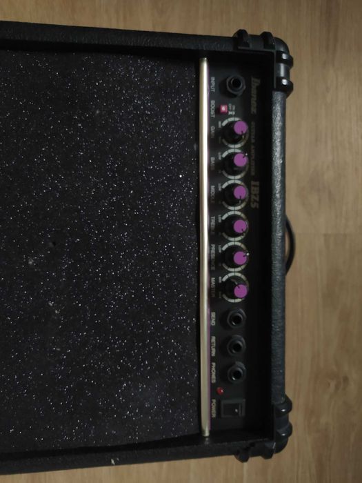 Amplificador Ibanez ibz5 em bom estado