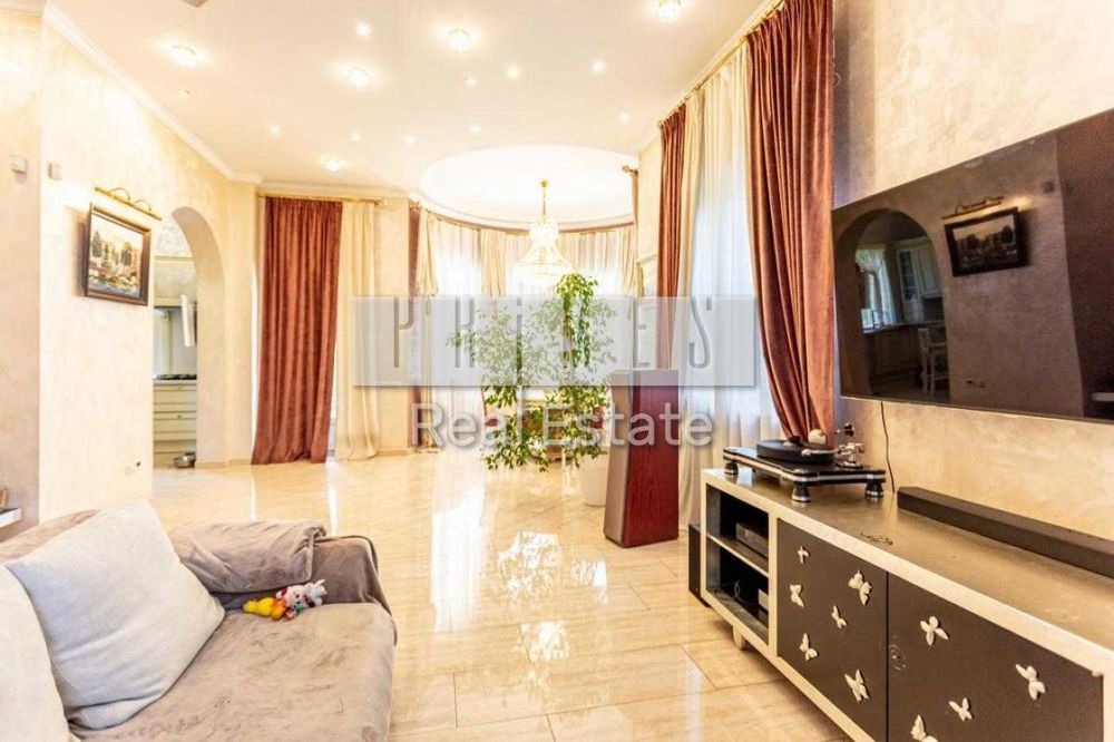 Продажа дома 461м2 Подгорцы, Обуховское направление