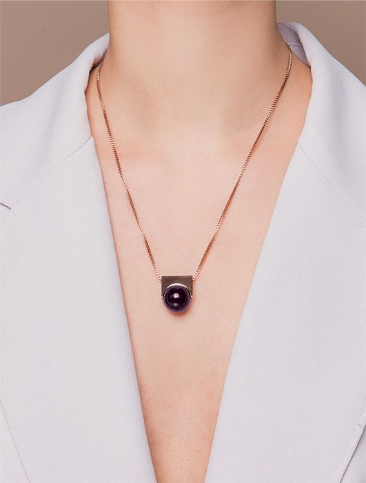 Conjunto brincos e colares em aço inoxidável