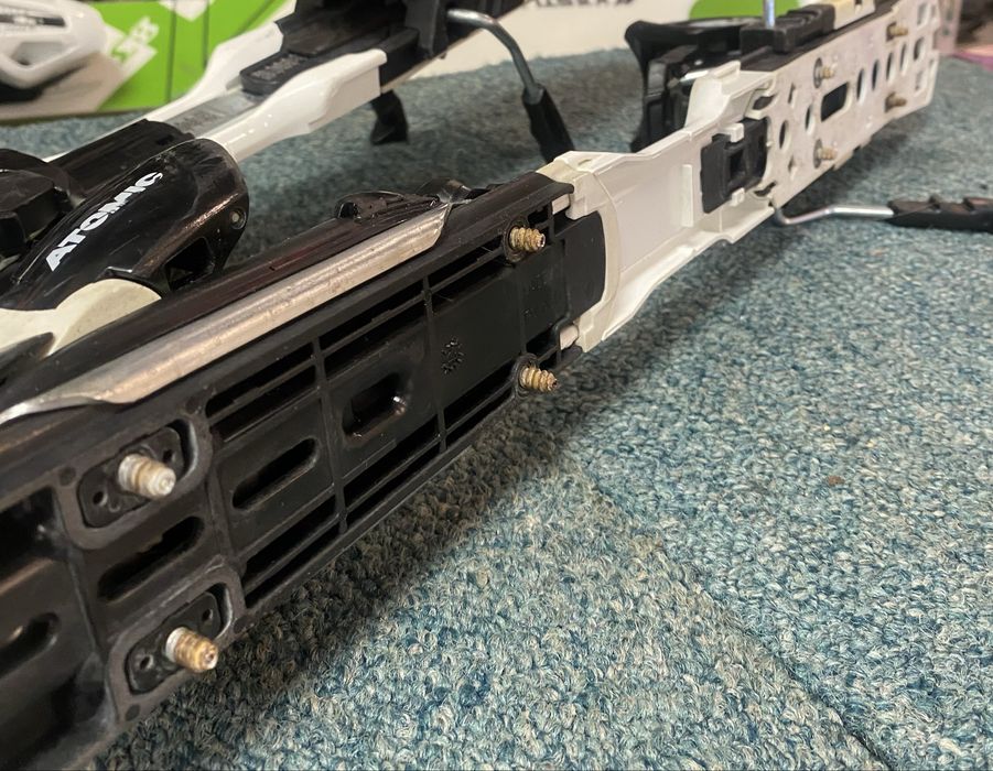 Wiązania narciarskie Atomic XT 12 sprawne, dobry stan.