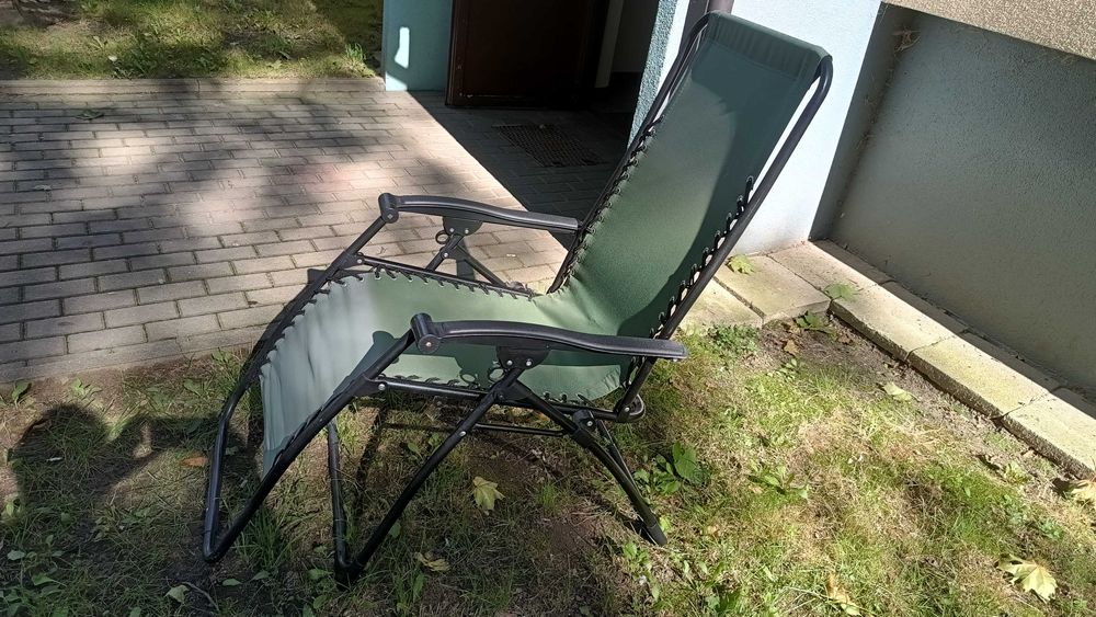 Leżak ogrodowy - składany .