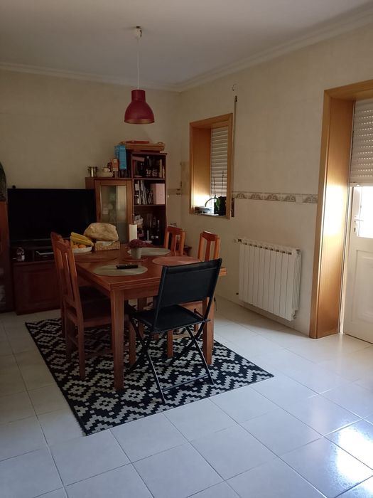 Moradia T3 com ótimos acessos