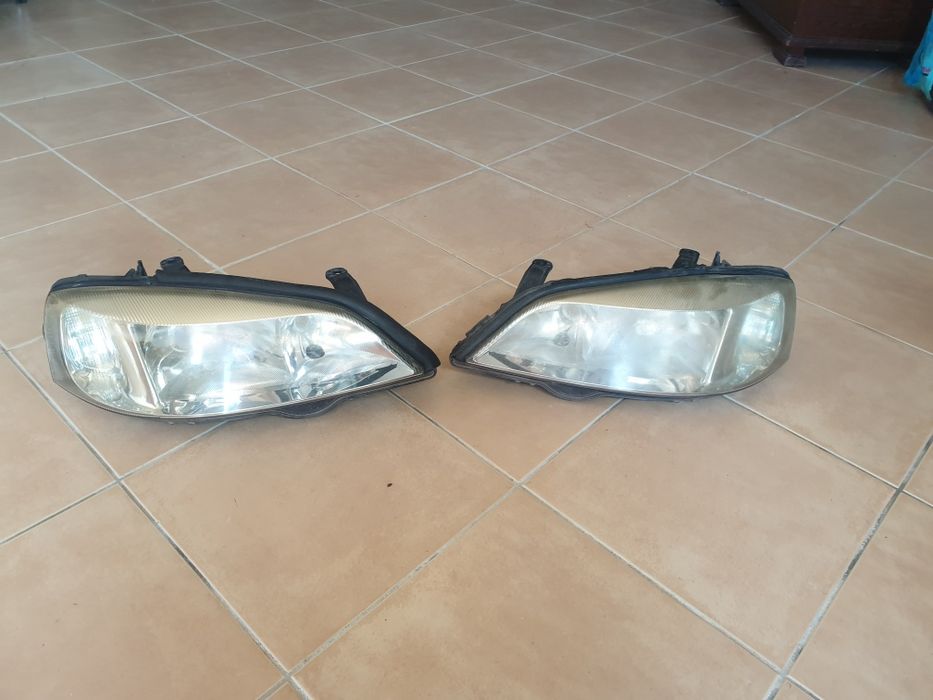 Faróis Opel Astra G 1999