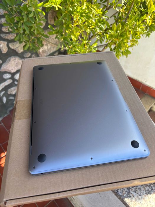 Macbook Air M1 | 8gb RAM | 256gb (sem marcas de uso)
