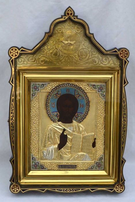 Ікона Господь Вседержитель. Оклад срібло, емалі. Розмір 31х27 см.