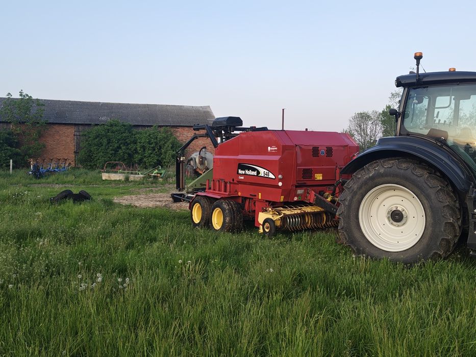 SPRZEDAM prasoowijarkę NEW HOLLAND 548 combi
