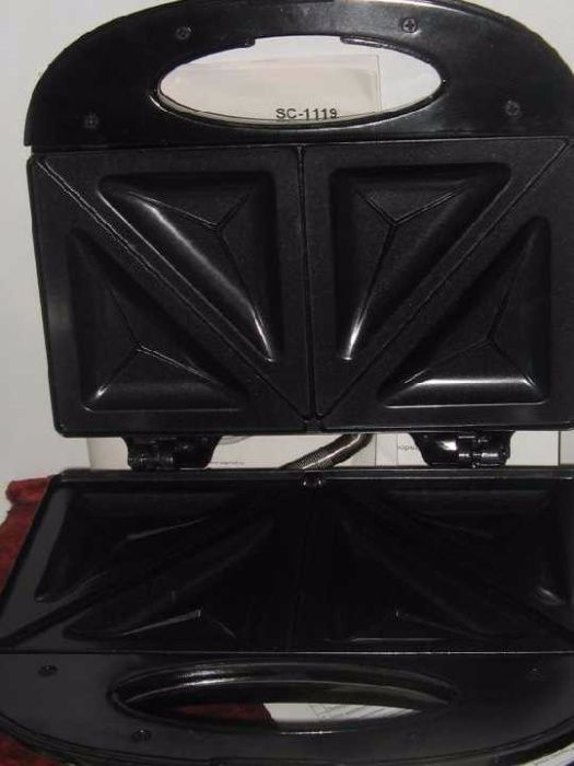 Бутербродница, тостер Scarlett SC-116