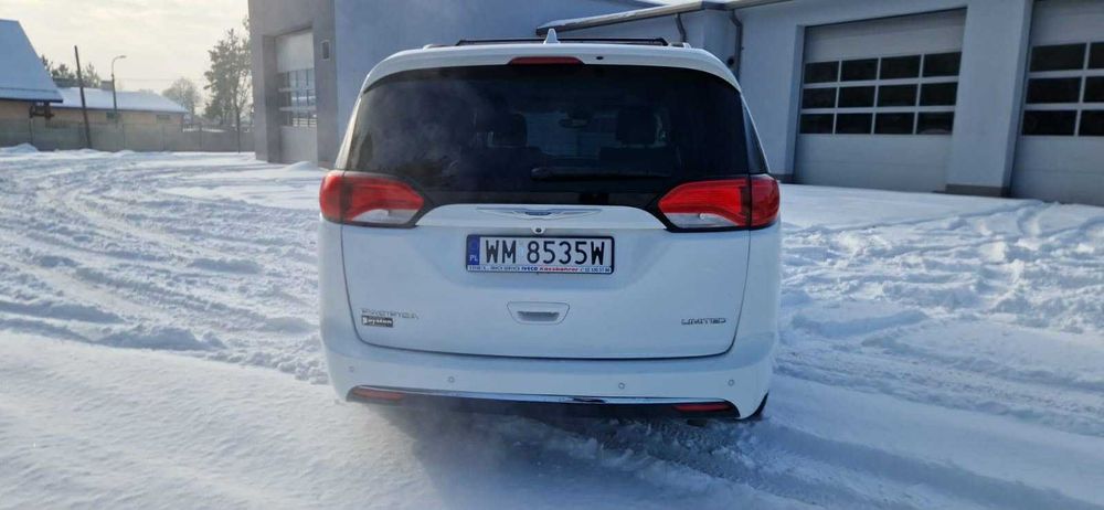 Chrysler pacifica 2018r. hybryda plug-in wersja limited