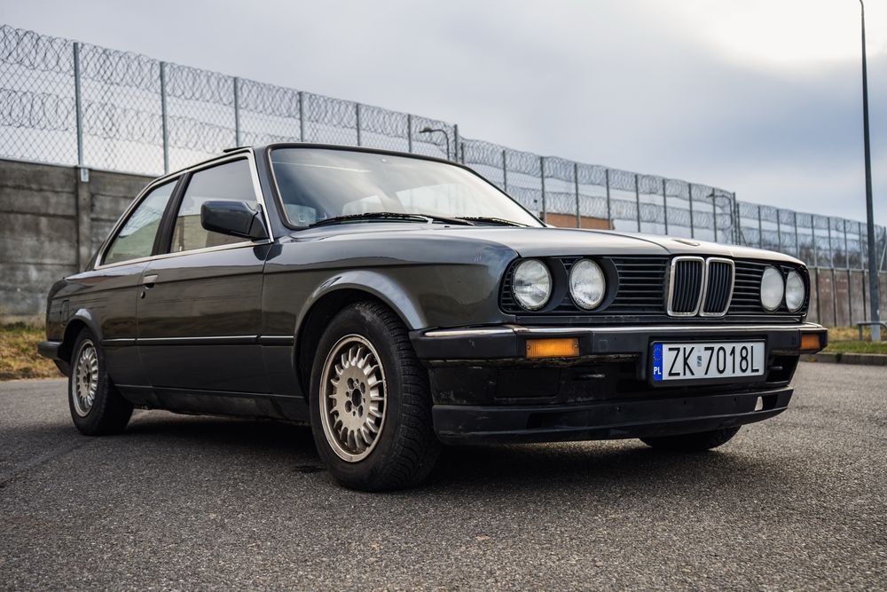 BMW seria 3 e30 coupe 2d 320i