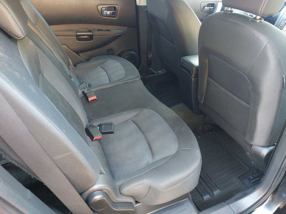 Nissan Qashqai+2 2012