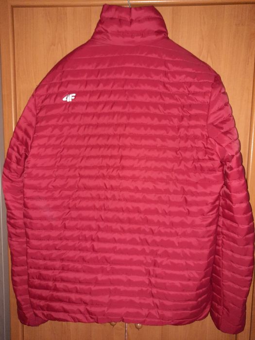Piękna czerwona, męska kurtka 4F, rozmiar XXL, jesienno-zimowa.