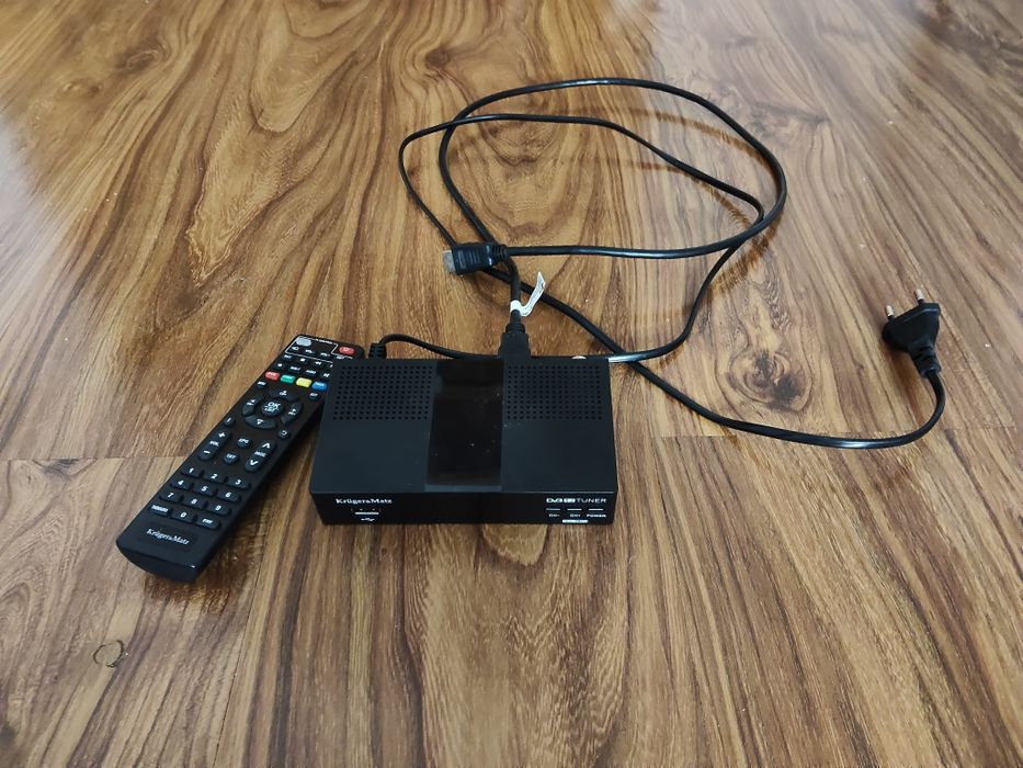 Sprzedam telewizor LG z pilotem cali 47 
Plus dekoder DVB-T do odbioru