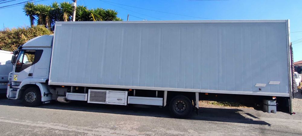 IVECO STRALIS 330 (Usado em bom estado)