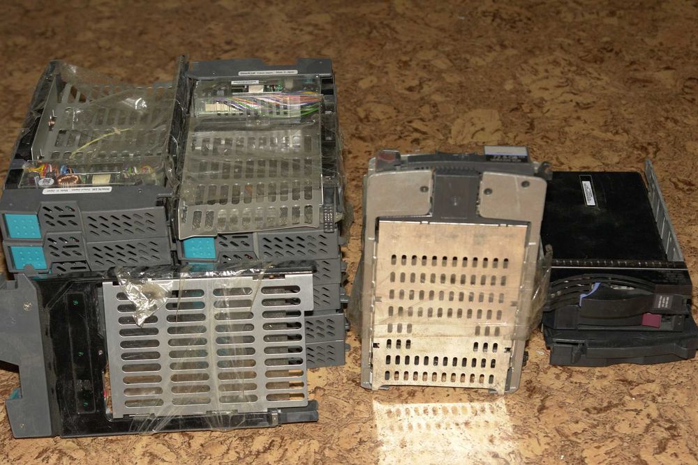 Салазки, заглушки, кишеньки, Caddy HP Supermicro SAS/SATA SCSI HotSwap ...