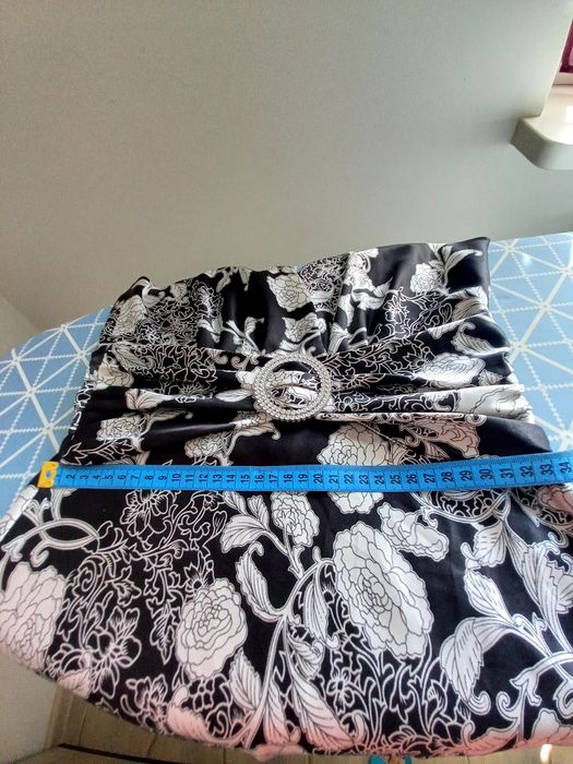 Sukienka satynowa 36