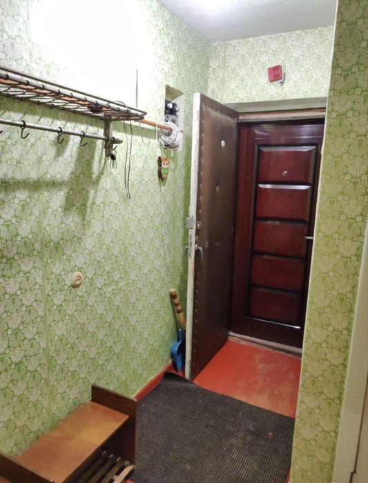 Продам 2 кв, 47 м., Северный, ул.Илларионовская 2-й эт. Днепр