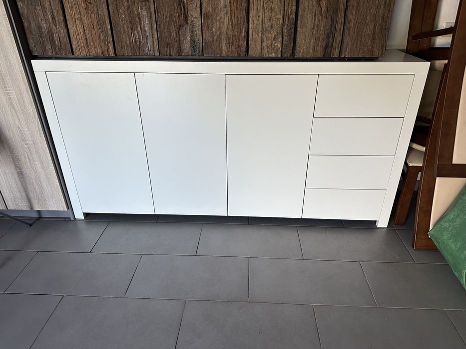 Movíl Branco Estilo Moderno