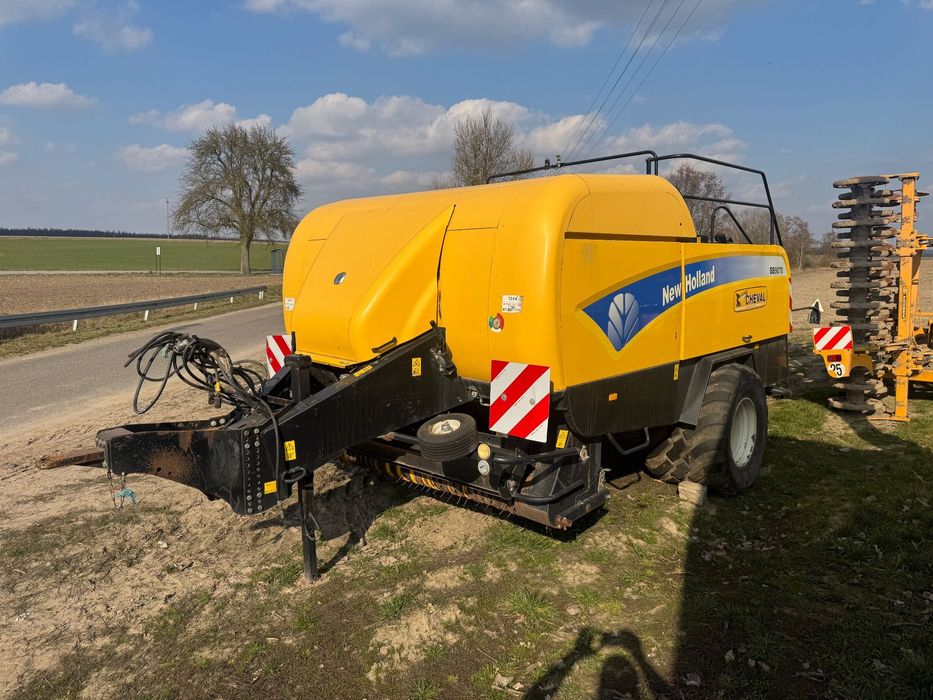 New Holland BB9070  Duża kostka