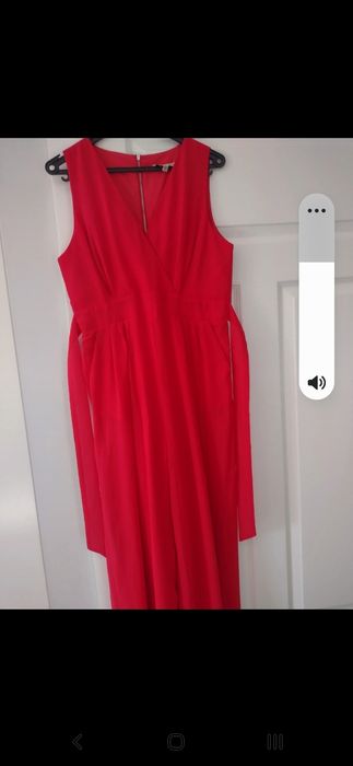 Kombinezon czerwony 40 spódniczka gratis