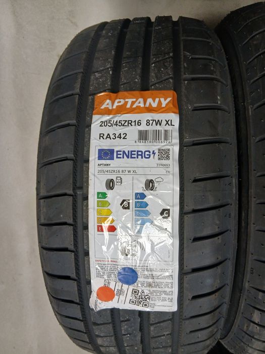 Pneus Novos 205/45R16