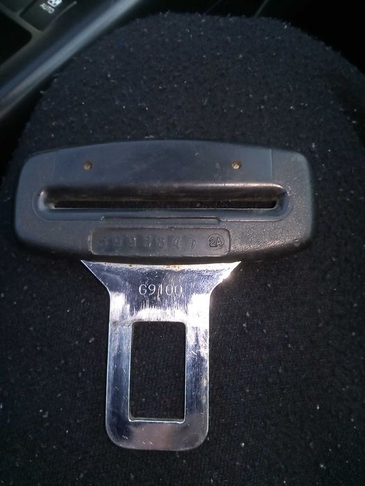 Заглушка реміня безпеки Opel Zafira/Astra