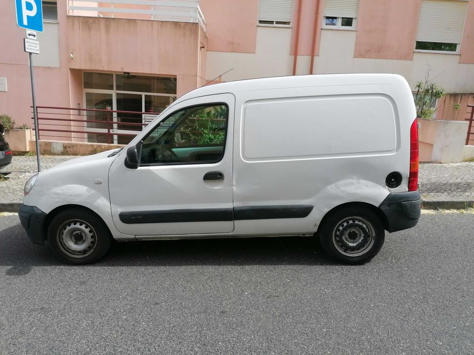 Renault Kangoo 1.5 dCi 2007 | 121 mil km | Bom motor | Danos estéticos | Sempre de garagem