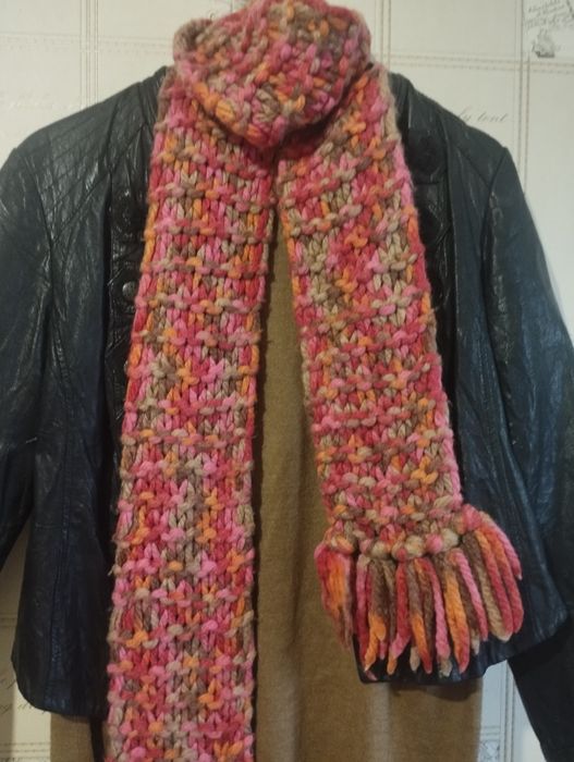 Handmade длинный узкий яркий шарф крупной вязки бахрома coachelа кэжуа