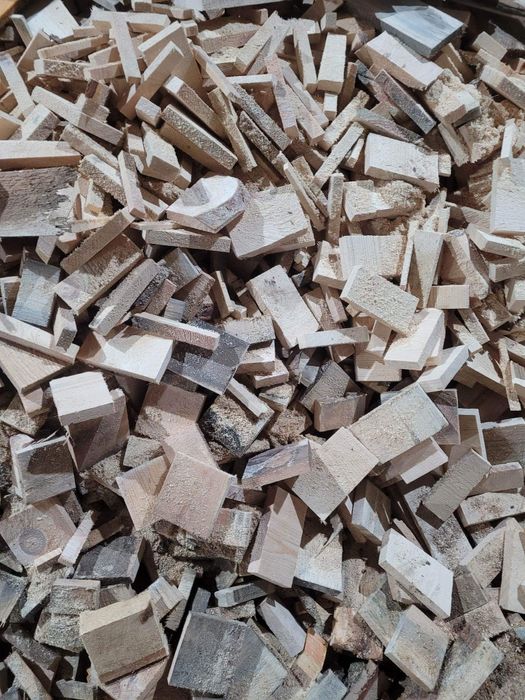 Klepki, zrzynki tartaczne drobne, drewno opałowe