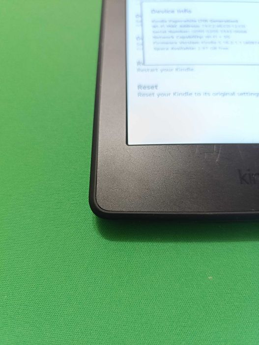 Amazon Kindle Paperwhite 3 Edycja, 7 Generacja / Kolor Czarny / 3GB