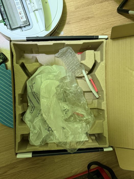 робот-пилосос Rowenta Explorer Serie 80