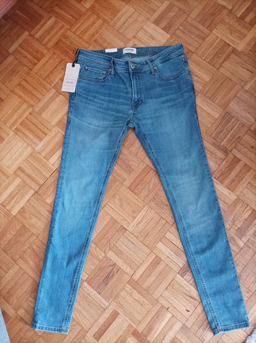 Spodnie jeansowe męskie Jack & Jones Tom