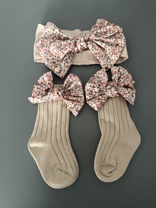 Opaska z kokarda i skarpetki nowe