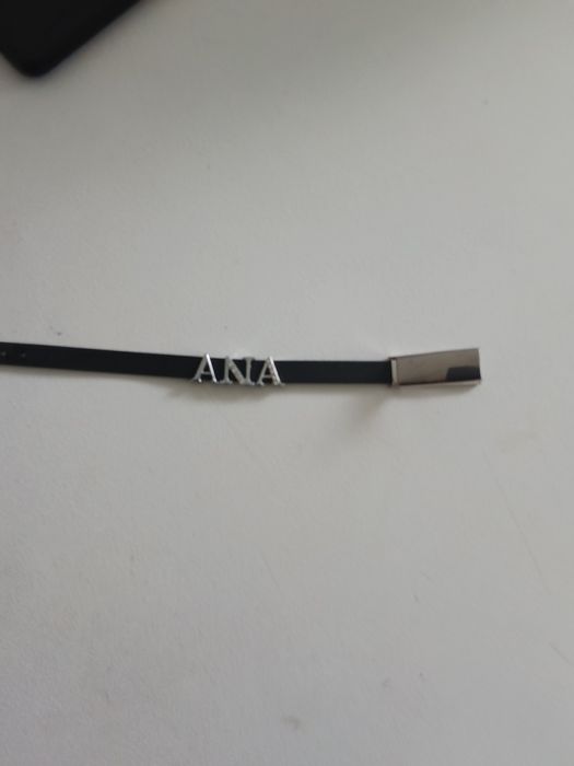 Pulseira elegante em aço e pulseira de borracha