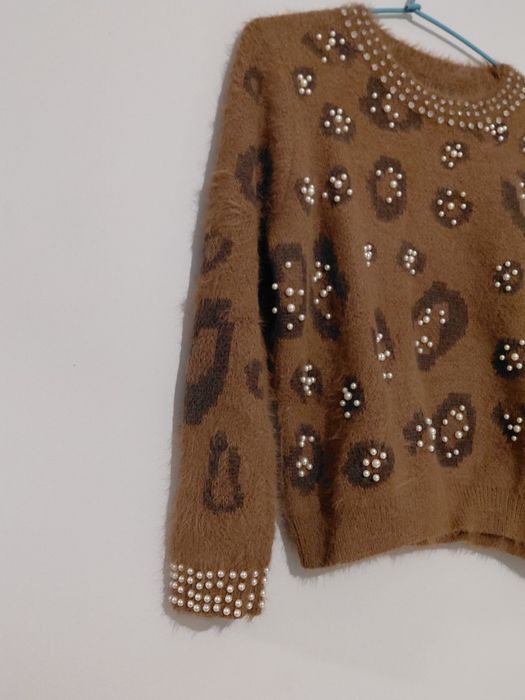 Sweterek brązowy