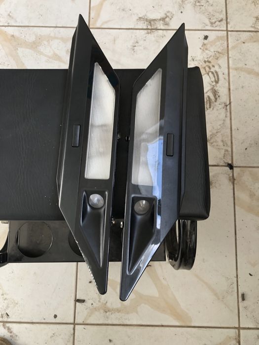 Чорні плафони BMW e 38