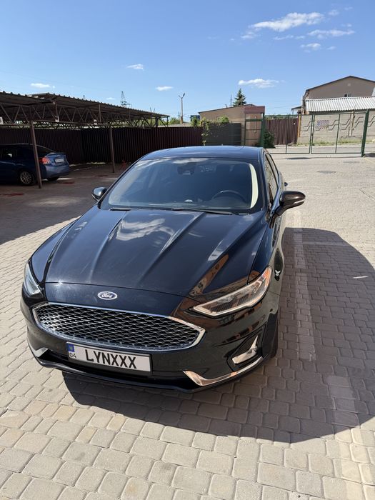 Ford Fusion 2019