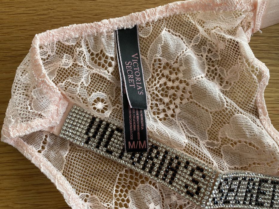NOWE majtki Victoria’s Secret rozmiar M cyrkonie