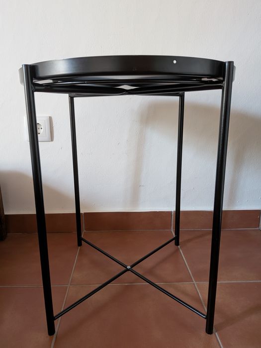 Cama de Casal Preta (140x200) + 2 Mesas de Cabeceira IKEA