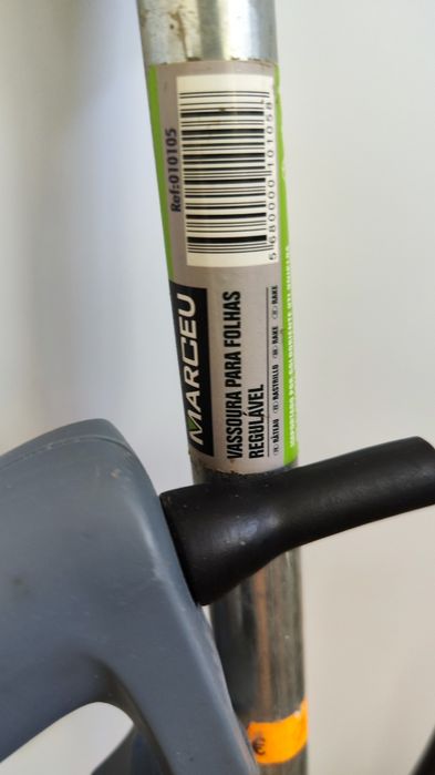 Vendo Aparador Blaupunkt + Acessórios