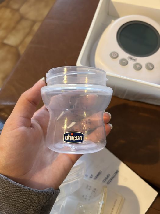 Bomba tira-leite elétrica Chicco NaturallyMe  como nova
