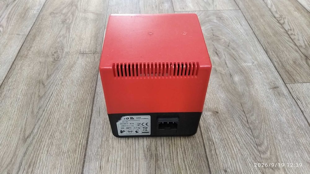 Паяльна станція YATO YT-82456 ( 75 W , 200 - 480 °C ). Без паяльника.