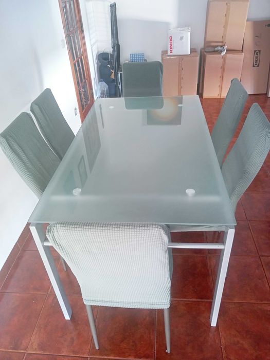 Conjunto de Mesa e 6 Cadeiras de Refeição