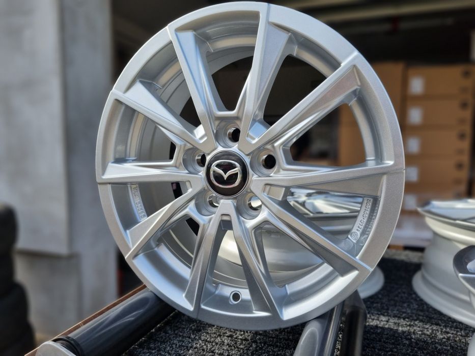 Felgi 15 " Mazda Mazda2 Hybrid XP210 [2021-obecnie) Nowe alu Srebrne