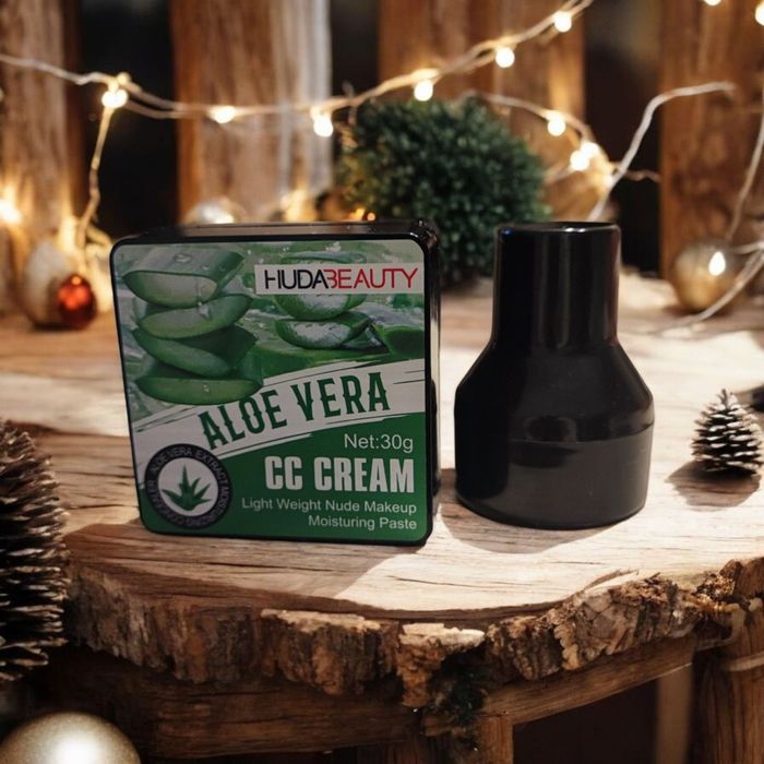 Krem CC Huda Beauty – naturalny makijaż i pielęgnacja w jednym