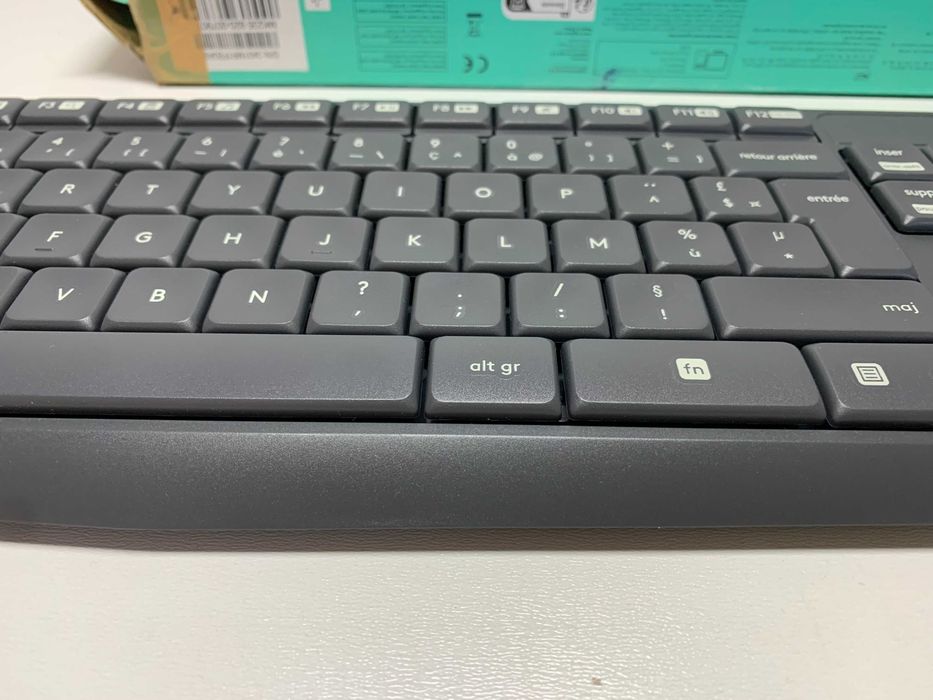 Logitech MK235 Combo Zestaw Klawiatura i Mysz WIN USB 2,4 GHz AZERTY