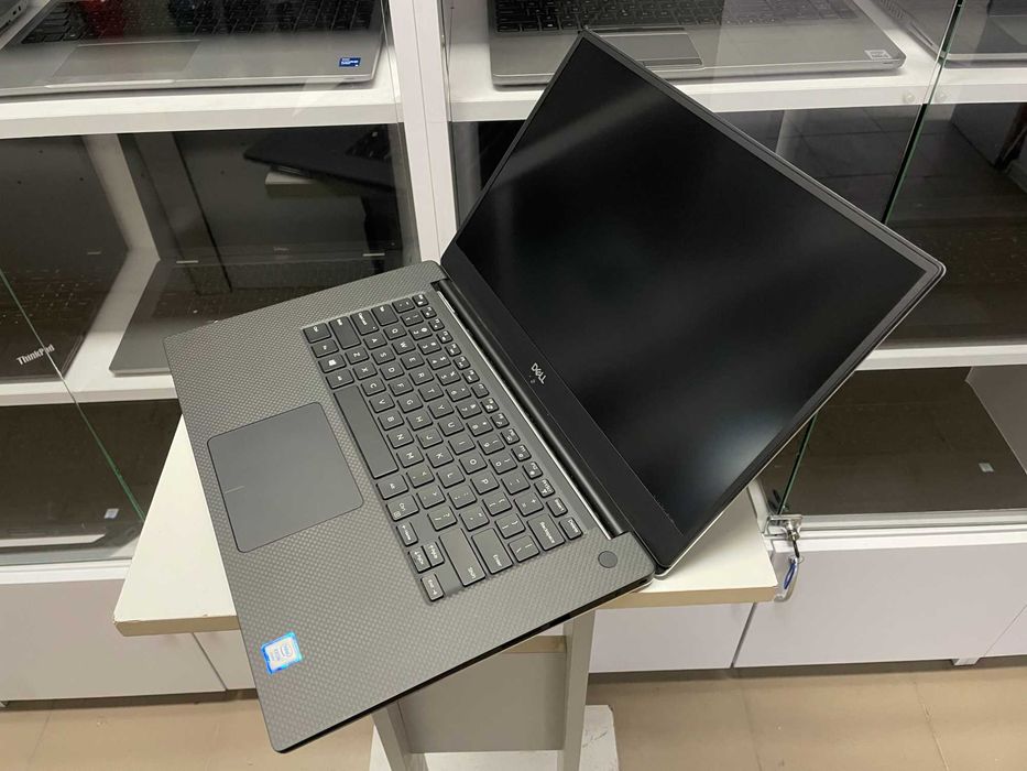Ноутбук Dell Precision 5530 XEON 12 ЯДЕР NVIDIA 4 GB IPS SSD Куліша 22
