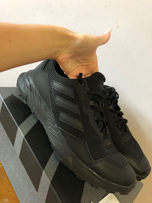 Кросівки adidas (оригінал) 46 (2/3 )розмір, стелька 30 см: 2 500