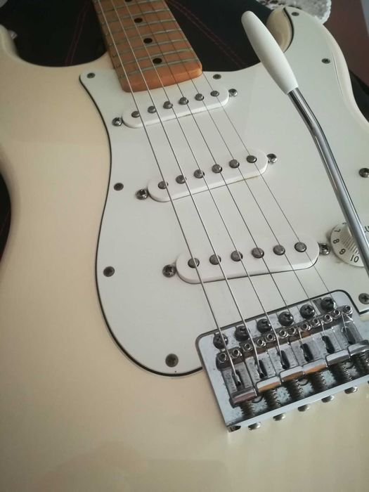 Fender Stratocaster Guitar Mexicano,