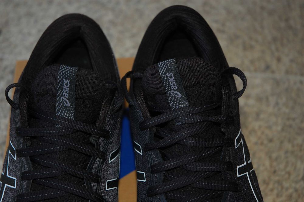 ASICS GEL Nimbus 24: Men's Running Shoes – Size 44.5 = 42.564174437434625124