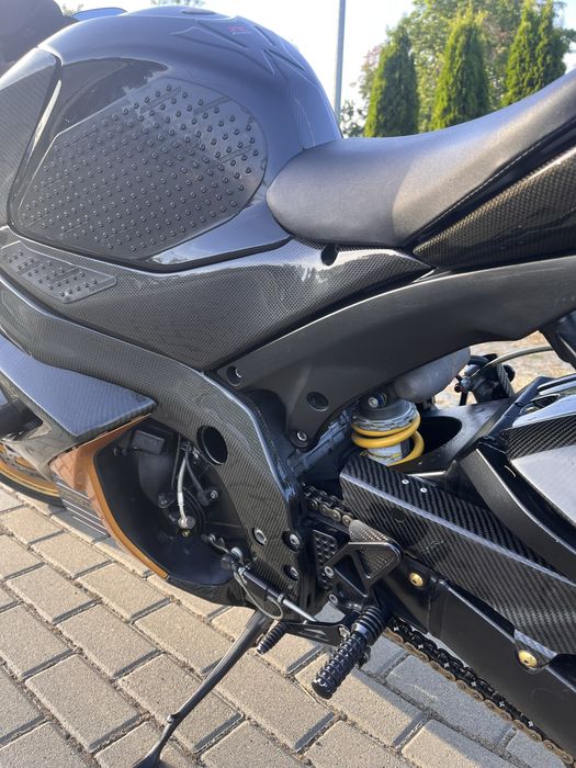 Продам suzuki gsxr 1000 k7-k8